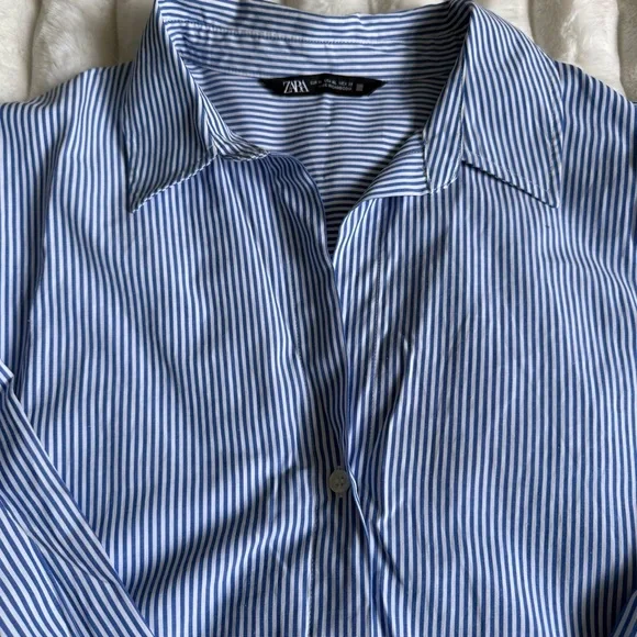 Zara Button-Up - Picture 3 of 5